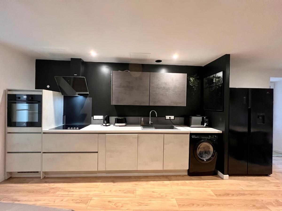 La Palmeraie -Wifi Fibre- Centre Ville -Property Rental Nm Fontenay-le-Comte Exterior photo